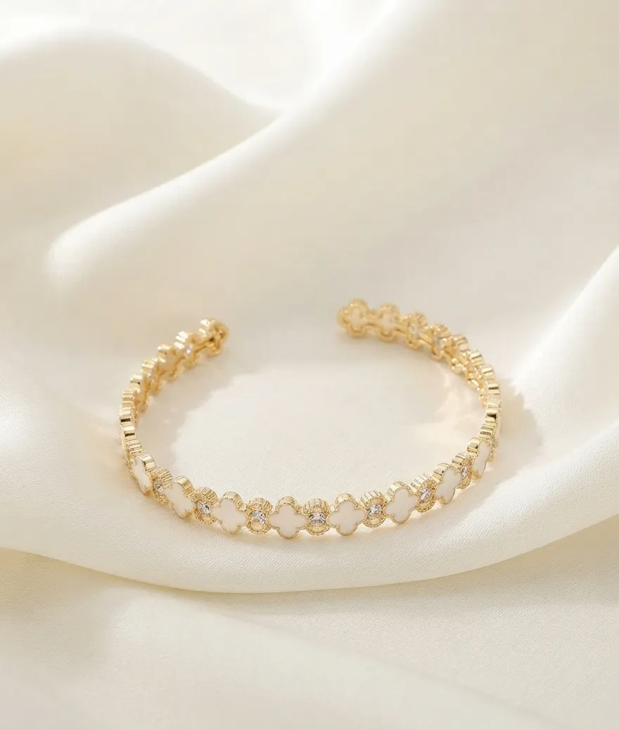 Clover Enamel & Zircon Cuff Bangle photo 4