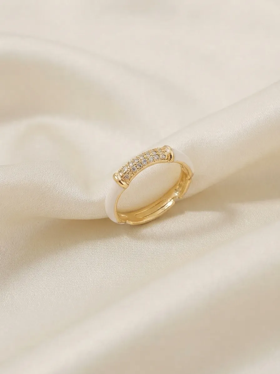 Bamboo & Zircon Ring White